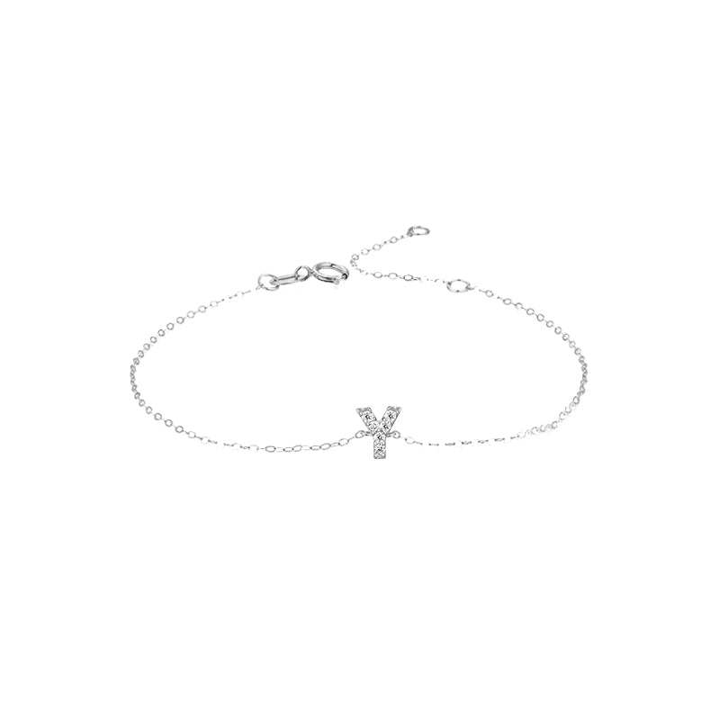 Bracelet with the letter Y.