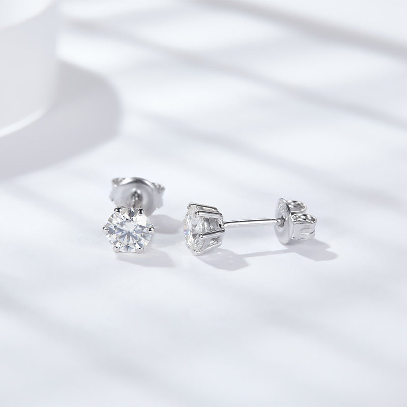 Six-Claw Moissanite50Points D Color Ear Studs925Silver