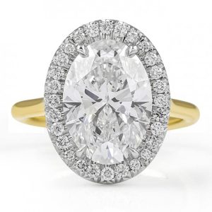 Elegant 18KT Lab-Created Diamond Halo Ring Beautiful Oval Cut Solitaire for Women for Daily Wear